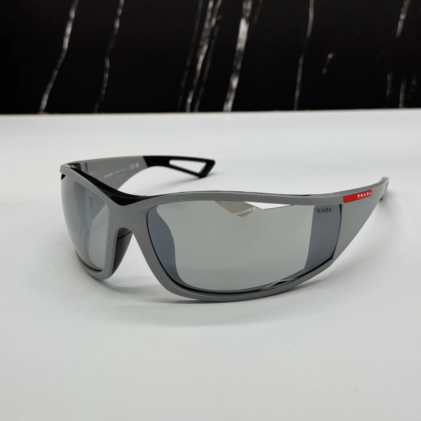 Prada 0PRA04S-13Z05A-85 85