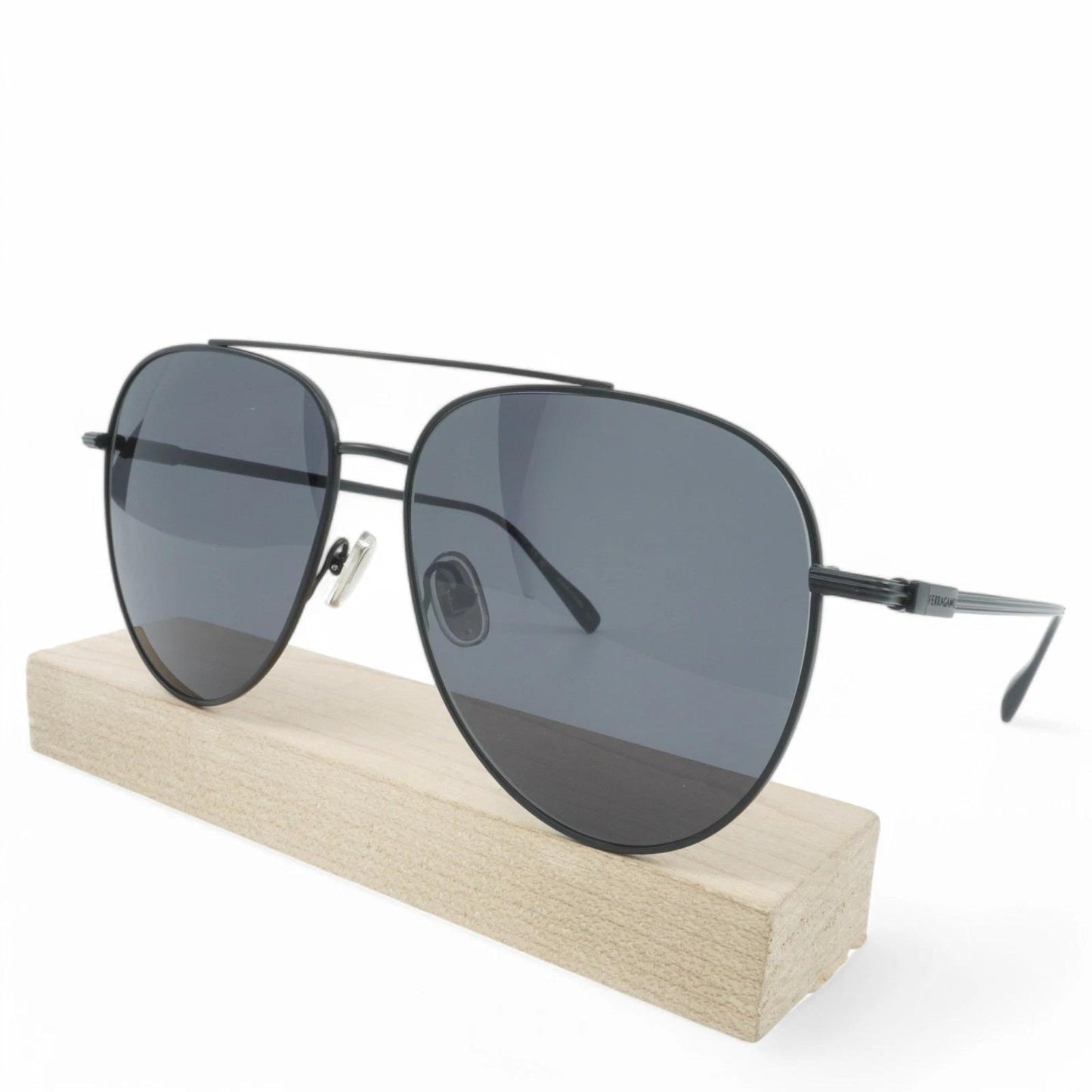 Salvatore Ferragamo SF308S-002-6115 61mm