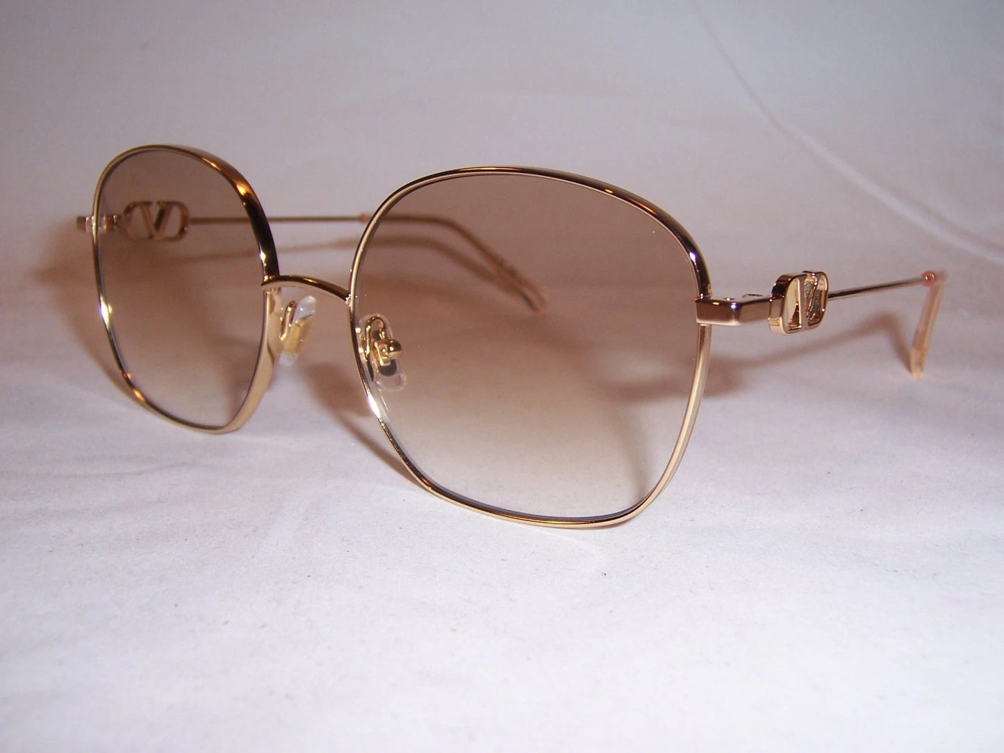 Valentino VG0028S-003 57